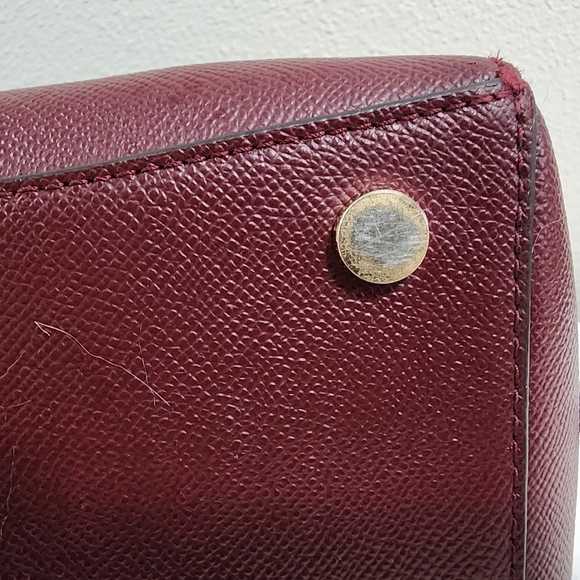 Michael Kors Handbag; Voyager East West Crossgrain Leather Tote - Picture 10 of 13